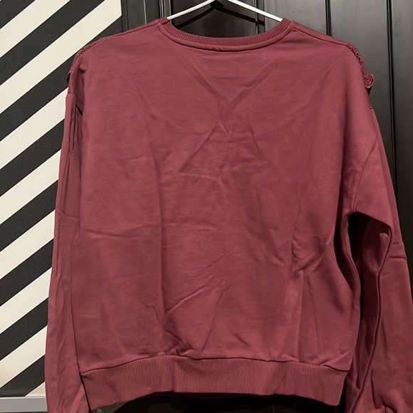Fleeced Full Sleeves Sweat shirt - Cherry Colour - Picture 7 of 10